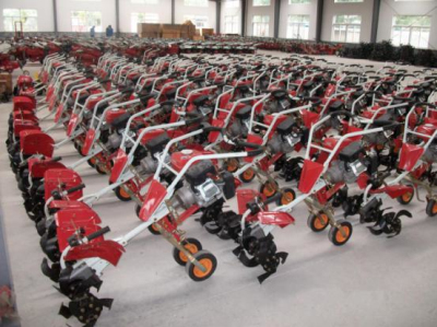 廠家淺談微耕機使用注意要點 廠家淺談微耕機使用注意要點